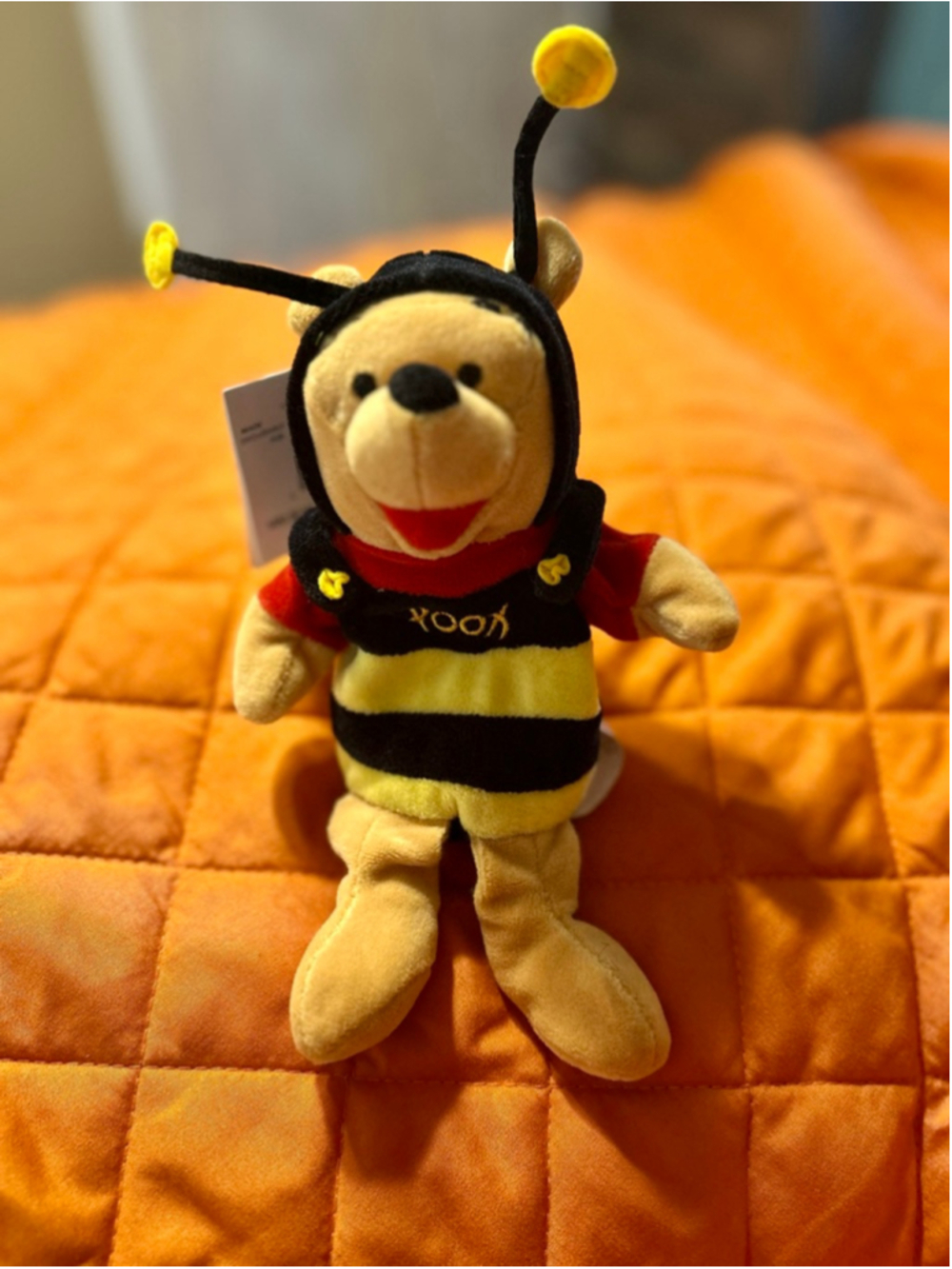 NWT Disney Store Winnie the Pooh Bumble Bee Beanie Plush 8”